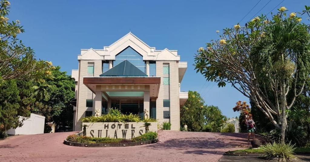 Hotel Sulawesi Jembel Exterior foto